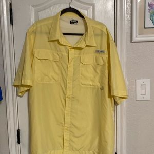 Men’s 2xl yellow s/s button down shirt